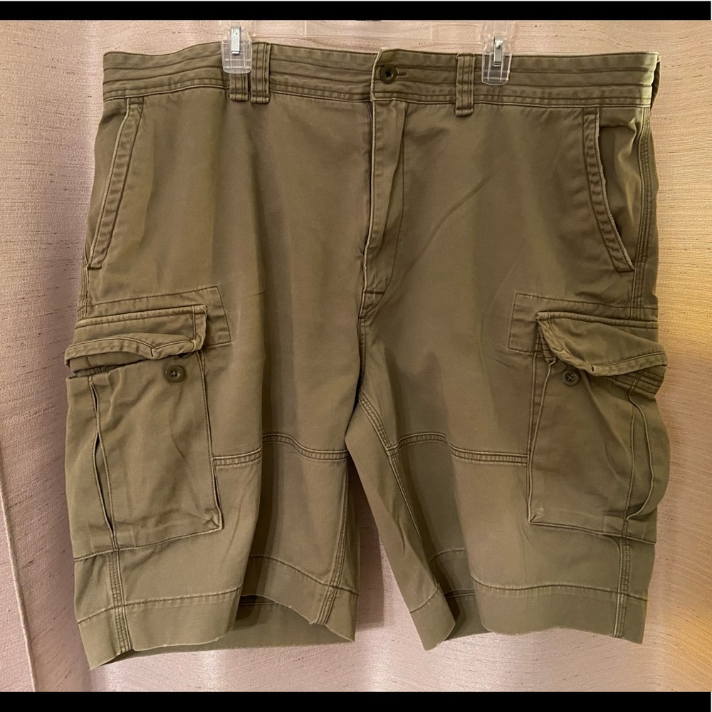 Ralph Lauren 44B olive green cargo shorts